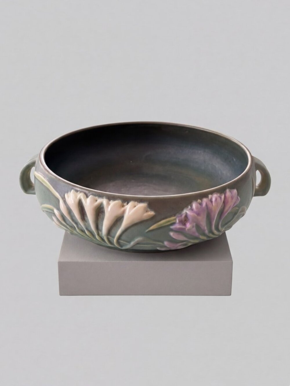 Vintage Roseville USA Freesia Pottery Bowl Double Handled